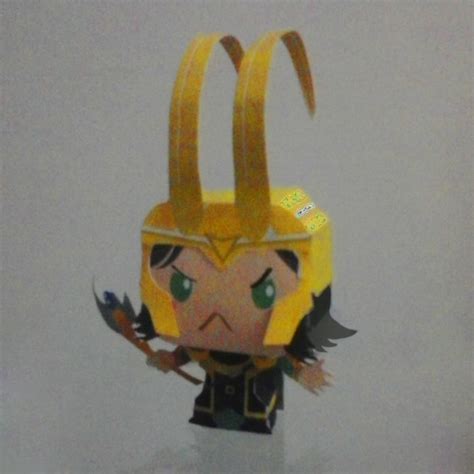 Papercraft loki by Fufunha on DeviantArt