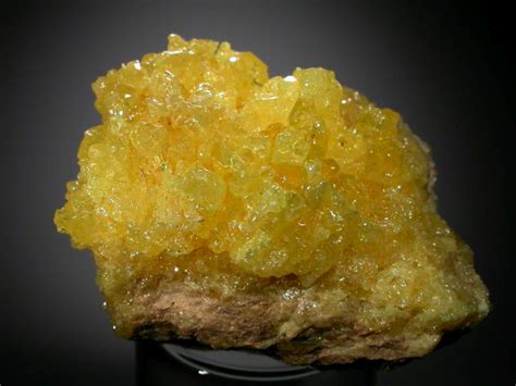 Sample of the element Sulfur in the Periodic Table