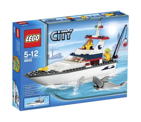 REPUBbLICk: LEGO set database: 4642 fishing boat