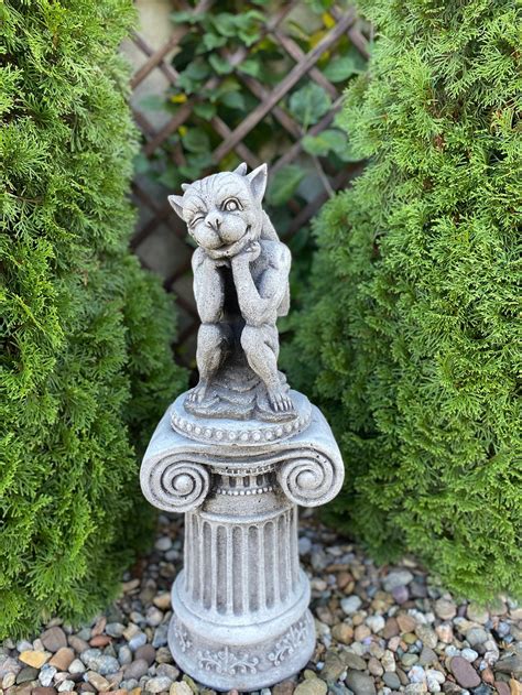 SMILING GARGOYLE 15 lb. Funny Gargoyle Statue Concrete | Etsy