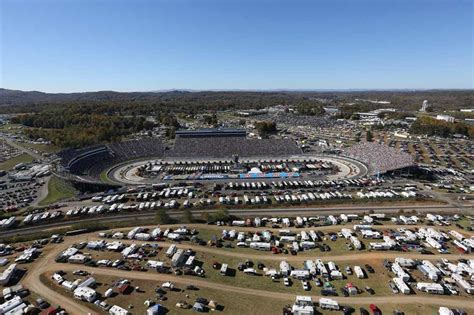 NASCAR's stops in Martinsville have high-octane impact the economy and image | Martinsville ...