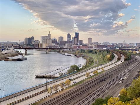 St. Paul skyline : r/minnesota