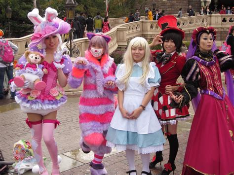 10 Disney Cosplay Costumes - Creative Cosplay Designs