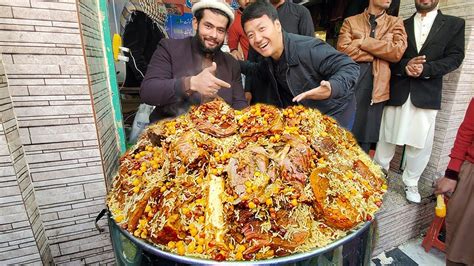 MEAT & BONE MARROW MOUNTAIN & BBQ Heaven! STREET FOOD in Peshawar Pakistan | Street food, Food ...