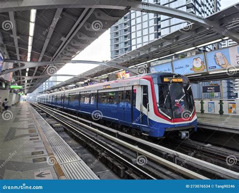 BTS Sky Train Approaches the Station Platform in Bangkok Editorial ...