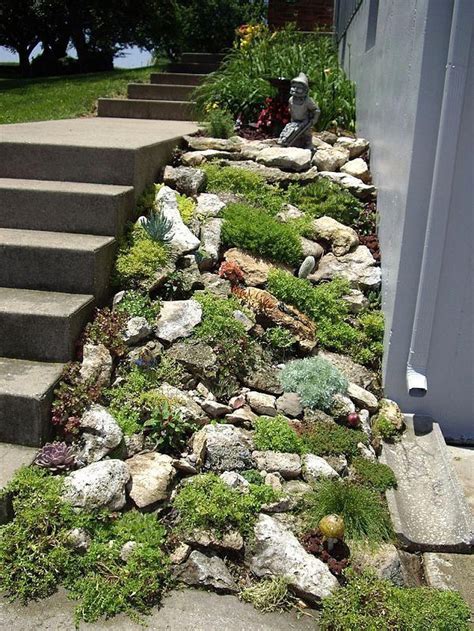 30 Beautiful Modern Rock Garden Ideas For Backyard Landscaping - HMDCRTN