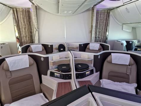 Saudi Airlines Business Class Review 787 Jed / Man