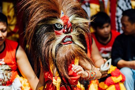 The Reog Ponorogo: A Dance of Rebellion Which Changed History | Roman ...