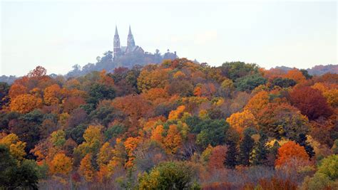 Fall colors could peak early in Wisconsin