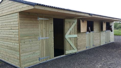 Storage shed/hay store. Horse stables. | Field shelters, Timber buildings, Horse stables