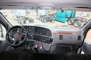 2013 Peterbilt 587 Sleeper Truck - Used Truck for Sale - Legacy Truck Centers, Inc.