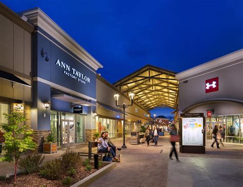 Asheville Outlets - Outlet Mall - Asheville, NC 28806