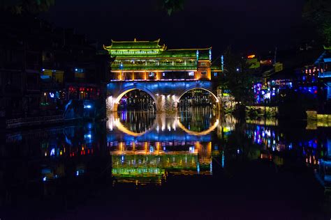 Nightscape Of Phoenix Town In Xiangxi Tujia And Miao Autonomous Picture ...