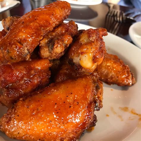 Wing Wednesday at Aubrey’s in Knoxville, TN | Foodie, Food, Wing wednesday