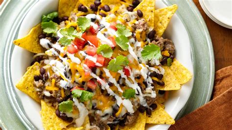 BEEF BLACK BEAN AND CORN NACHOS | FriendsEAT