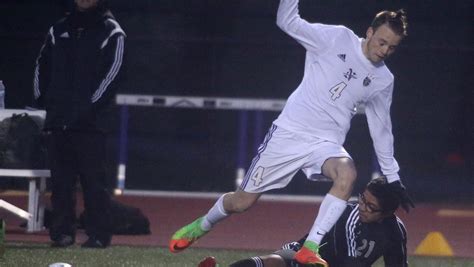 18 photos: Norwalk boys soccer beats East to open season