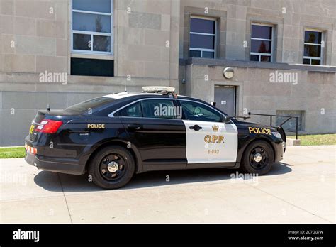 Ontario provincial police car hi-res stock photography and images - Alamy