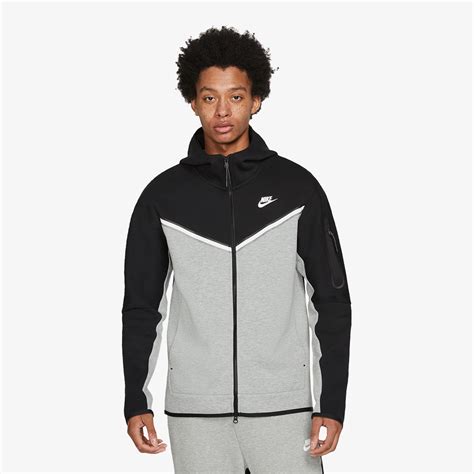 NIKE Sportswear Tech | Buzz - Online Shop