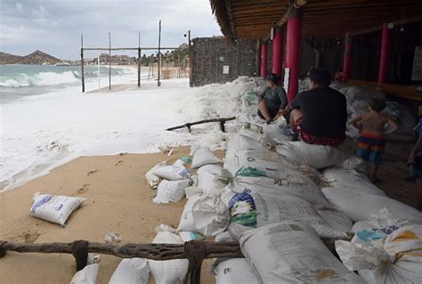 Major hurricane heads toward northwest Mexico, California