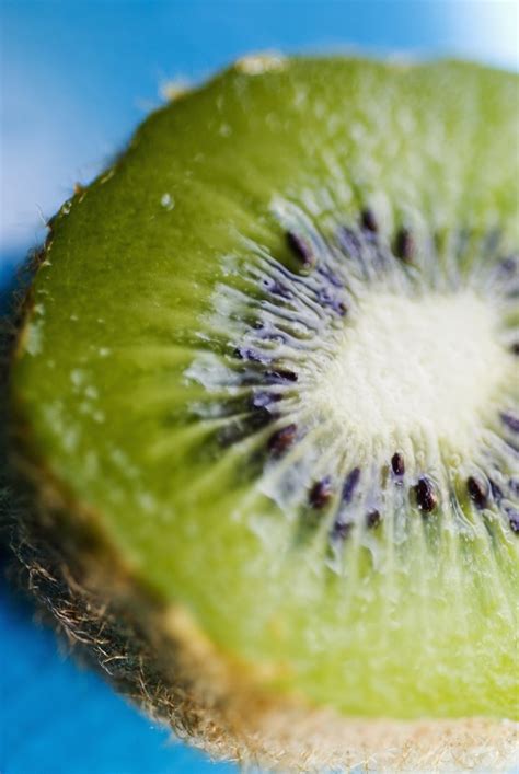 The Benefits of Kiwi Seeds | livestrong