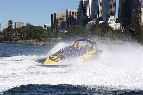 Sydney Harbour Jet Boat - 30 Minute Ride • Tours To Go