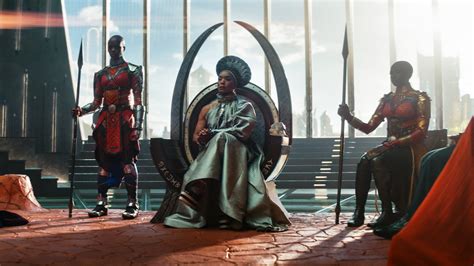 Review: 'Black Panther: Wakanda Forever' Is Not Your Typical Marvel ...