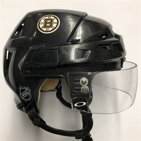 CCM VECTOR V08 PRO STOCK HOCKEY HELMET BLACK SMALL BOSTON BRUINS NHL ...