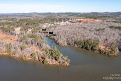 Lake Tillery Homes for Sale Real Estate Lakefront Property NC