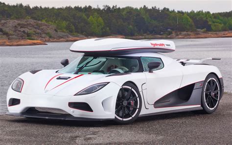 Koenigsegg Agera R First Drive - Motor Trend