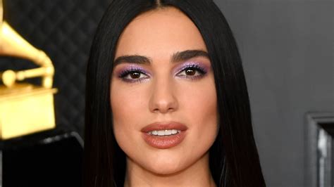 Grammys 2021: Dua Lipa Wears Sleek Hair Like Cher — Photos | Allure