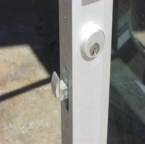 Storefront Door Locks / Commercial Locks | Mobile Locksmith St John's