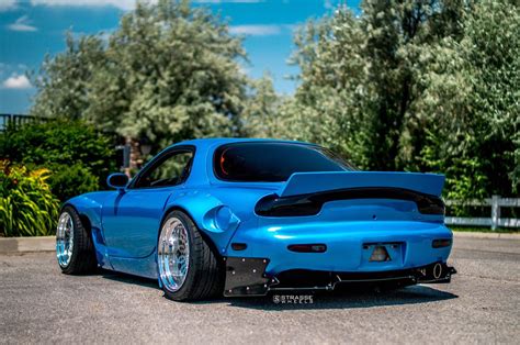 Mazda RX7 Rocket Bunny Strasse Wheels | Mazda rx7, Drift cars, Rc drift ...