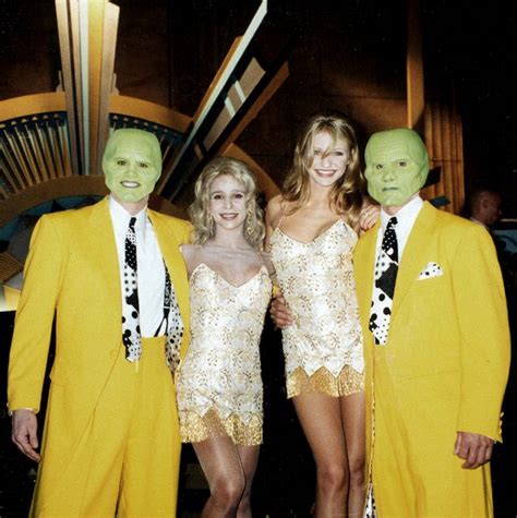 Jim Carrey, Cameron Diaz, and stunt doubles on the set of "The Mask", 1993 : r/Moviesinthemaking