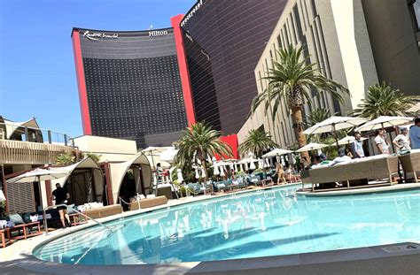 Hilton Las Vegas Pools: Which One is For You? - Midlife Miles