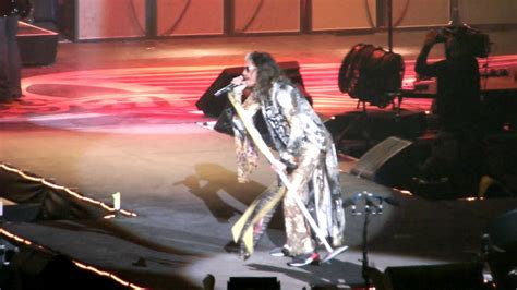 Back In The Saddle - Aerosmith Chile 02/10/2016 - YouTube