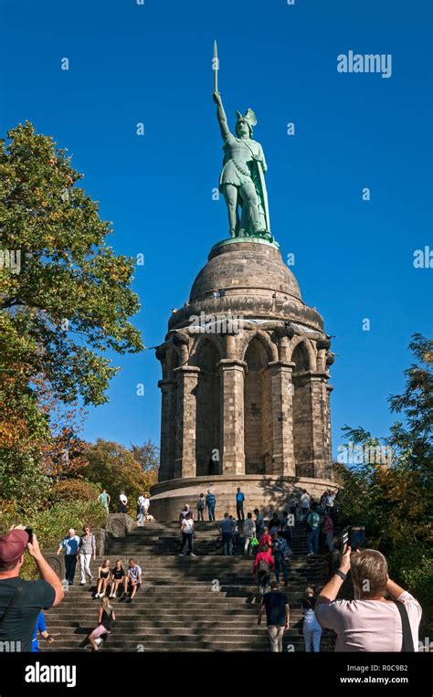 Das Hermannsdenkmal bei Detmold, Nordrhein-Westfalen, Deutschland ...