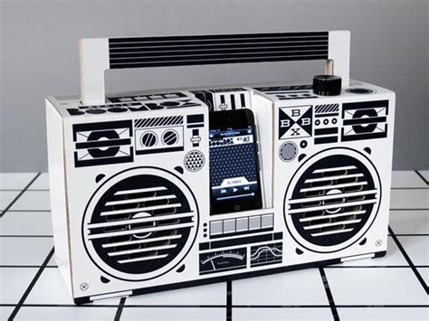 Berlin Boombox Portable Speaker | Gadgetsin