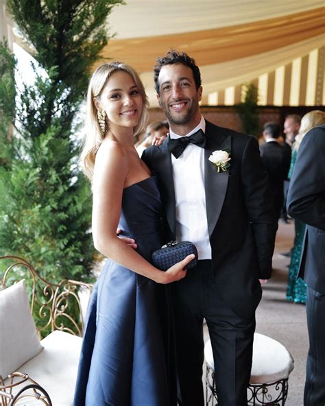 Carrie Sharp: Daniel Ricciardo Girlfriend Age