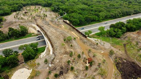 The Hardberger Land-bridge : r/sanantonio