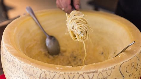 What Is Cheese Wheel Pasta (And Is It Just A Gimmick)?