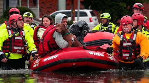 1 dead after historic rainfall in St. Louis causes flash flooding emergency - ABC News