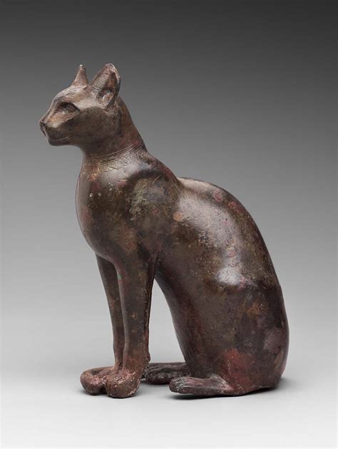 Statuette of a cat | Museum of Fine Arts, Boston