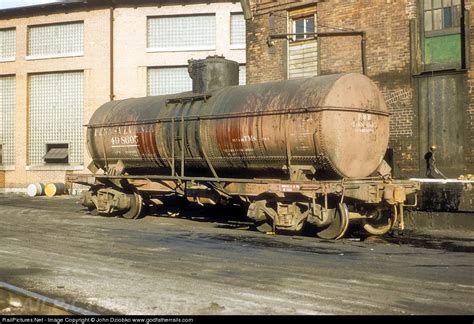 RailPictures.Net Photo: PRR 498605 Pennsylvania Railroad tank car at ...