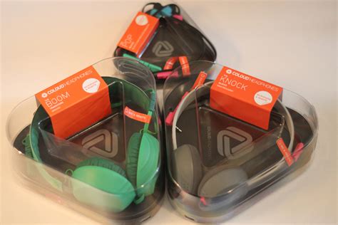 Coloud Headphones & Earbuds - Review | Sidewalk Hustle