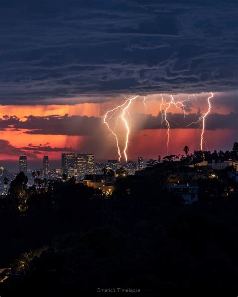 The Story Behind Los Angeles's Rare Lightning Storm Photos | PetaPixel