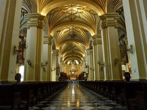 Cathedral of Lima Historical Facts and Pictures | The History Hub