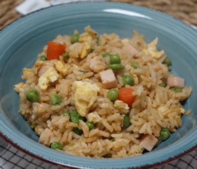 Cantonese Fried Rice Recipe - FoodsDiary