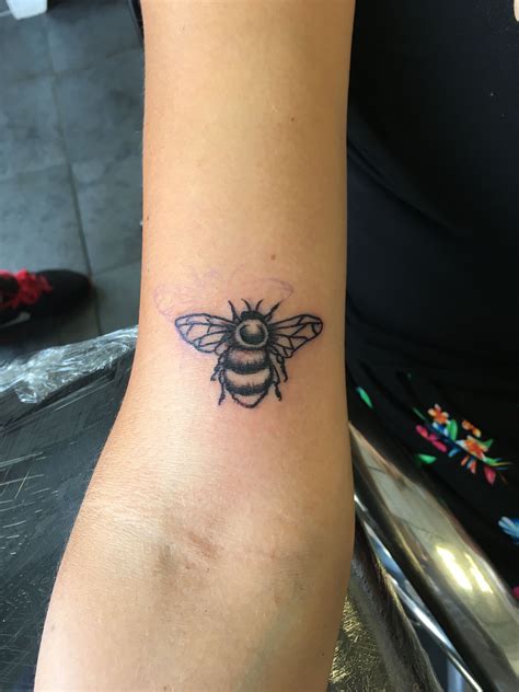 My beautiful bee | Tattoos, Infinity tattoo, Fish tattoos