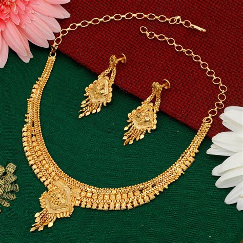 New Model 1 Pavan Gold Necklace Designs