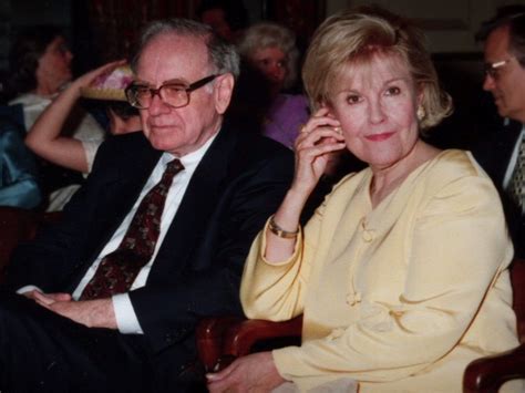 'It's all mental with him': Warren Buffett's late wife revealed why it ...